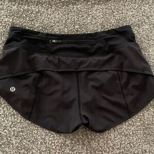 Lululemon short shorts